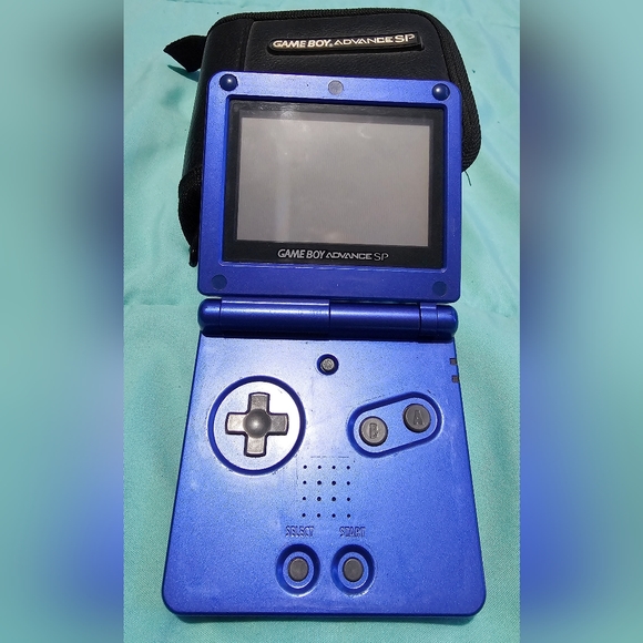 Gameboy Advance SP - Picture 7 of 8